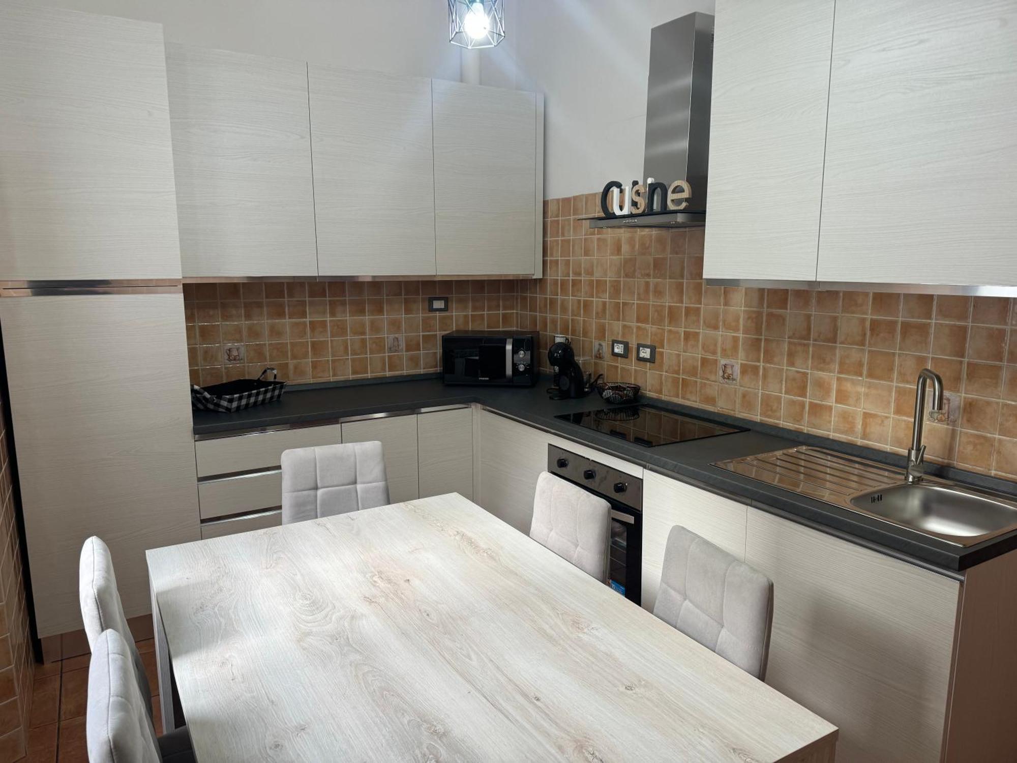 Casa Nanda Apartment Carrara Luaran gambar